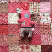 Babyquilt roze - hartendiefje